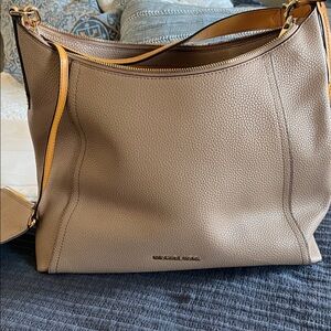 Michael Kors Brown Leather Shoulder Bag gold accents like new